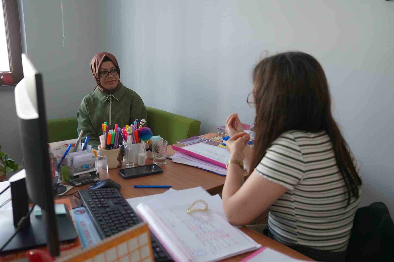 Tepebaşı Belediyesi’nin kadınlara desteği sürüyor
