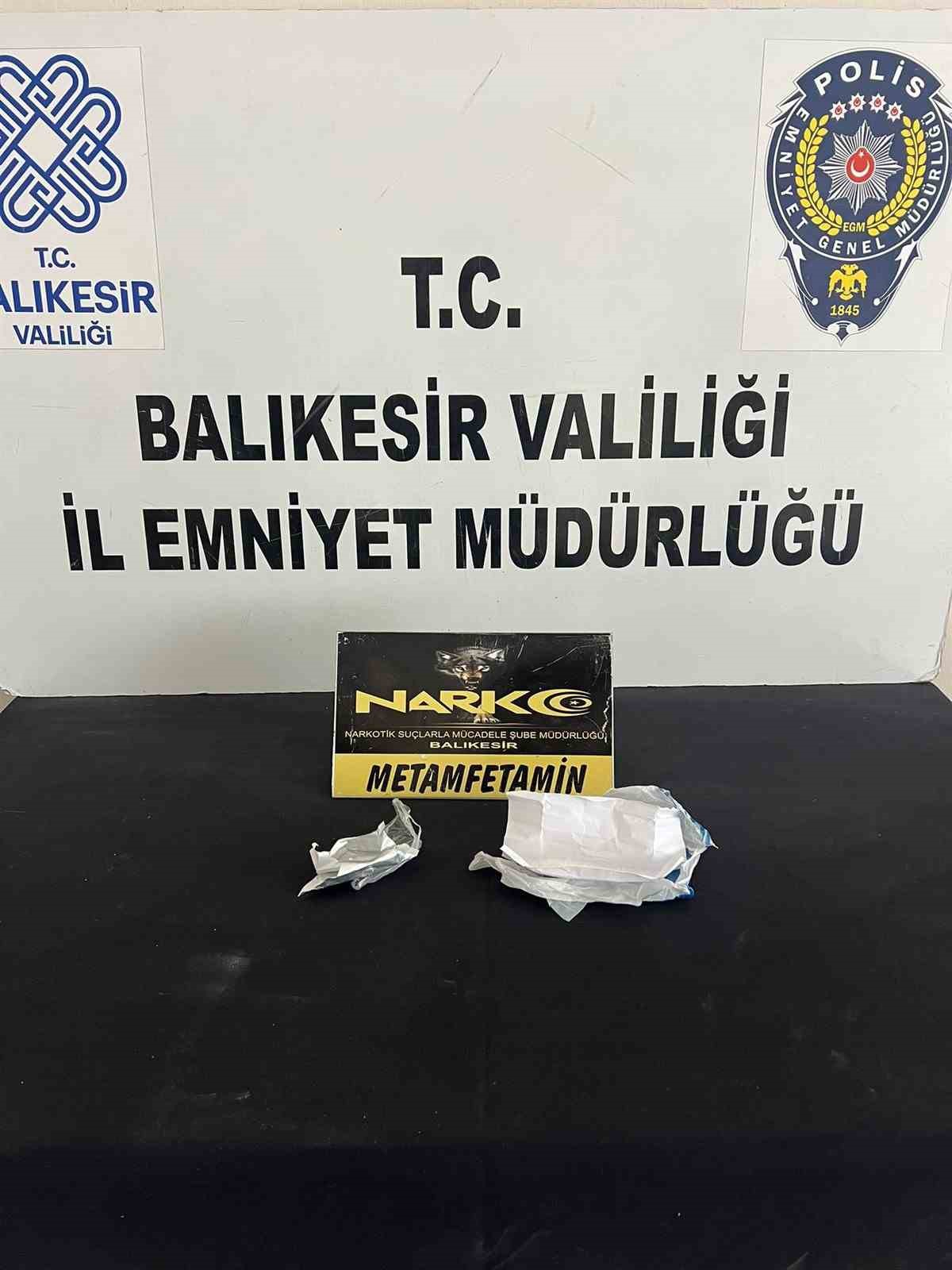 Aranan 33 şahıs yakalandı
