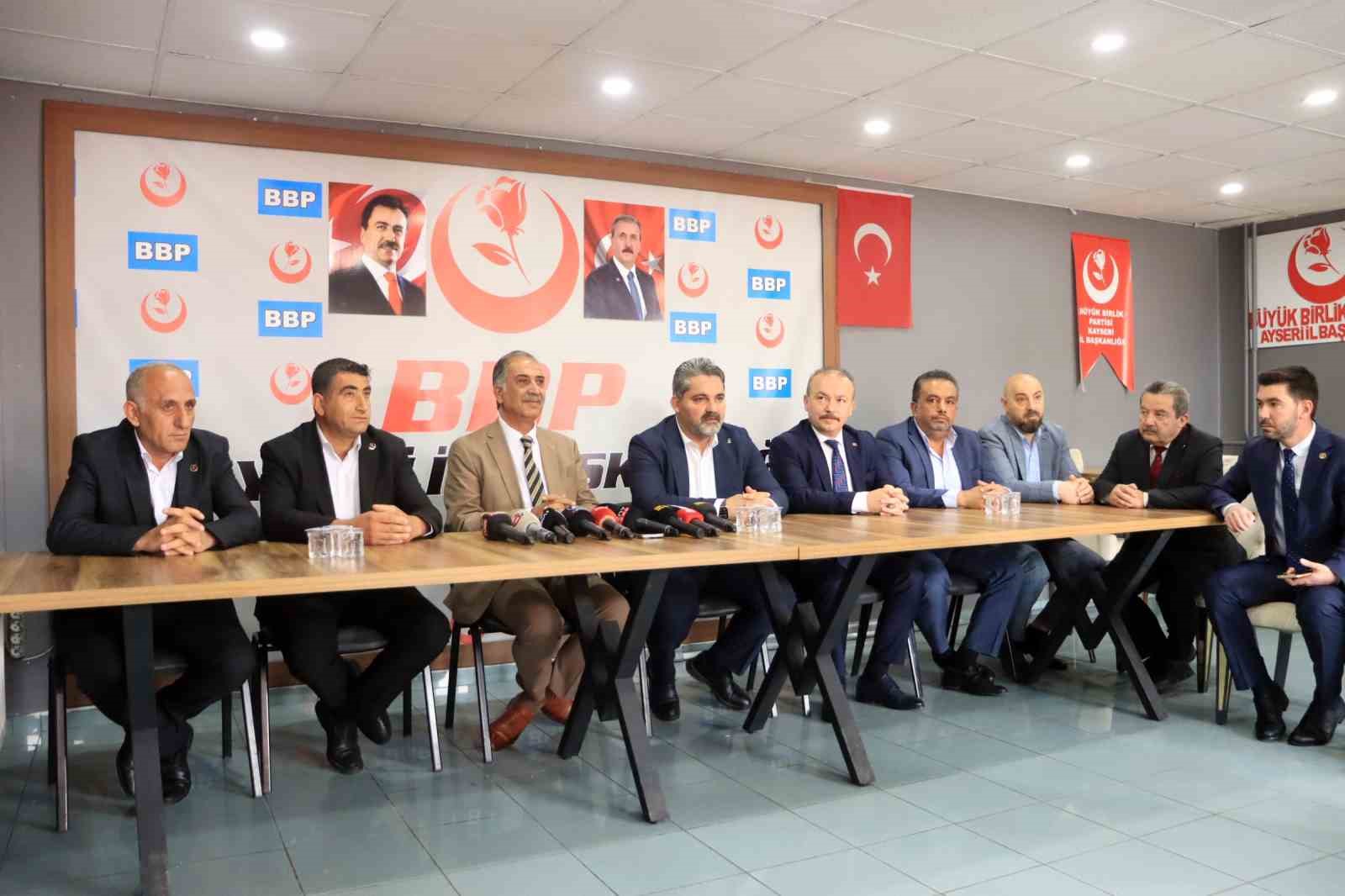 BBP&rsquo;nin Pınarbaşı adayı Cumhur İttifakı lehine se&ccedil;imden &ccedil;ekildi
