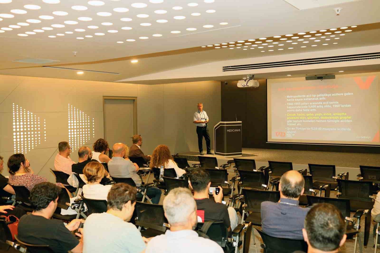 Acil tıp uzmanları Medicana&rsquo;da buluştu
