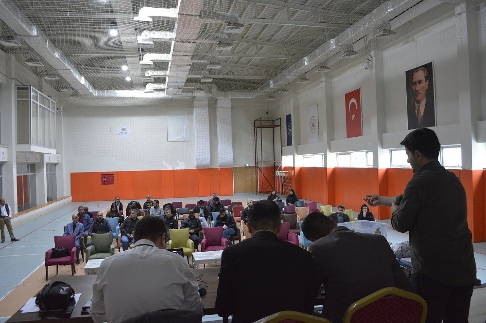 Hakkari&rsquo;de TYP kuraları &ccedil;ekildi
