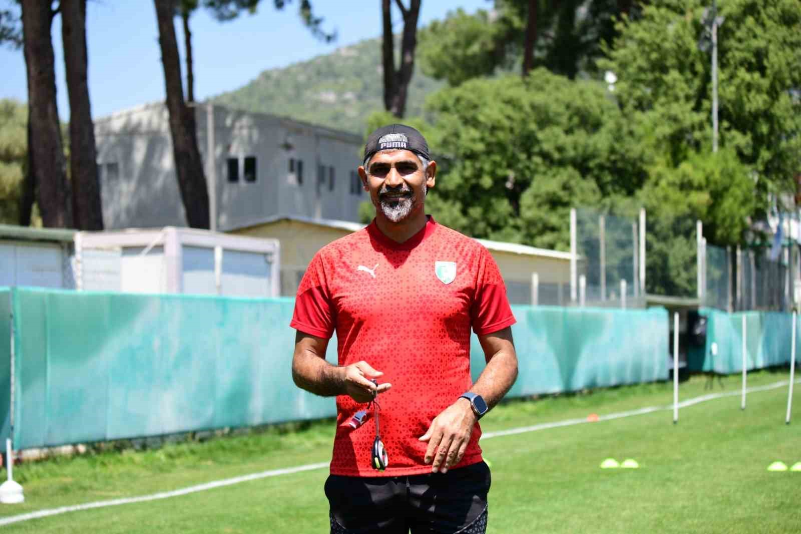 İsmet Taşdemir: "Şu anda play-off garanti gibi g&ouml;z&uuml;k&uuml;yor ama değil"
