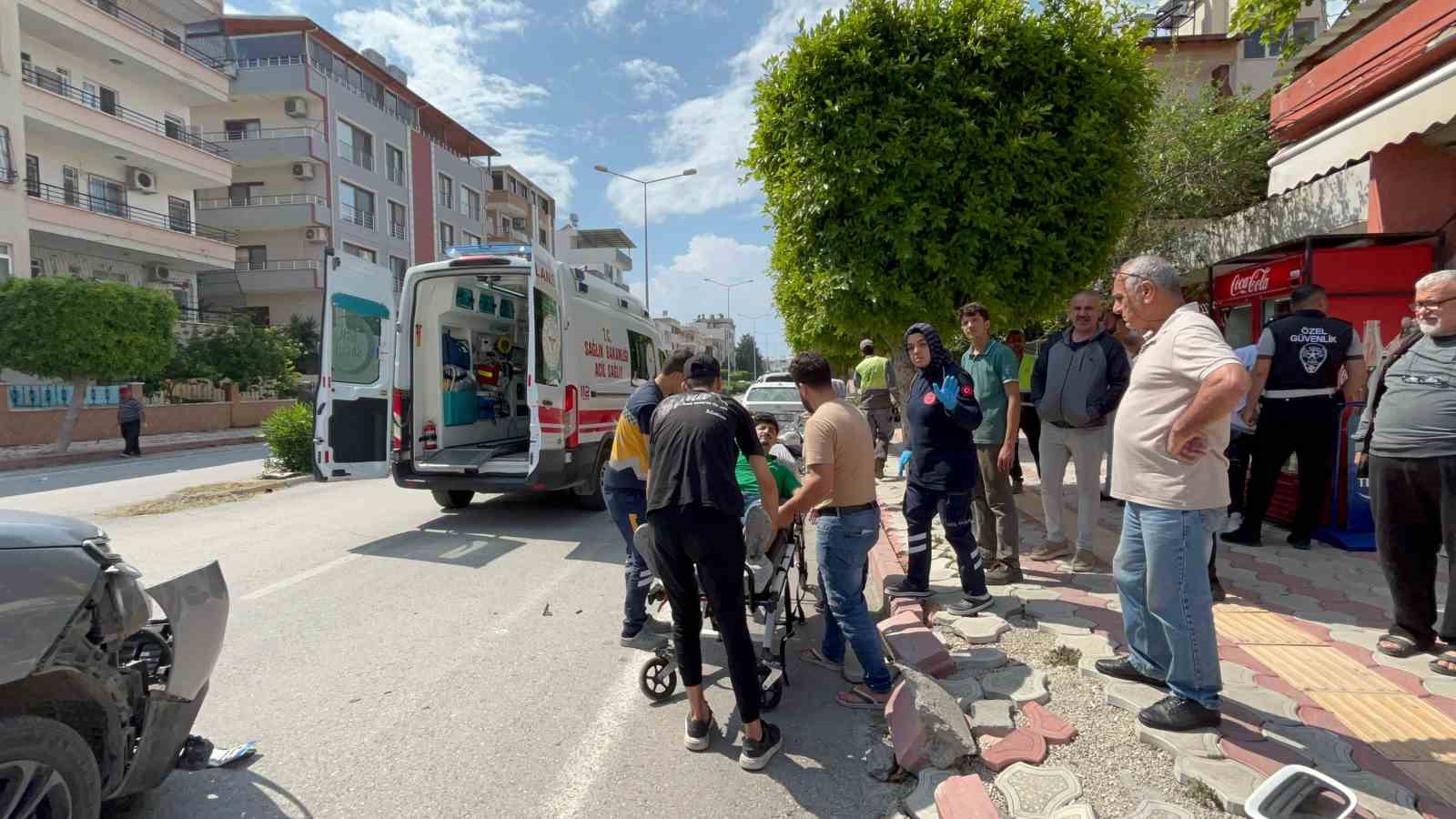 Hatay’da otomobille motosiklet çarpıştı: 1 yaralı