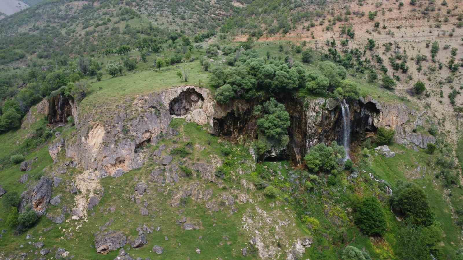 ’Kayıp şehir’ Pargasur şelalesi dron ile görüntülendi
