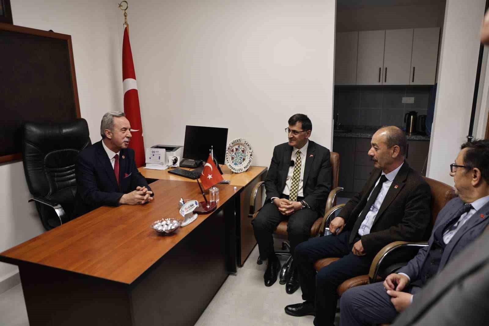 K&uuml;tahya&rsquo;nın Saray Mahallesine muhtarlık hizmet binası
