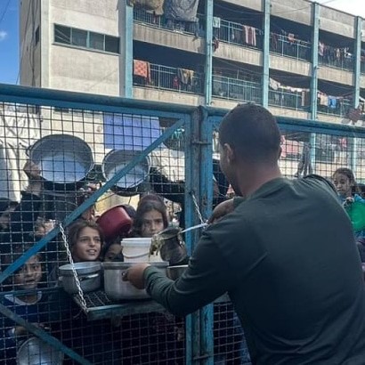 İmkander Gazze’deki mazlumları yalnız bırakmıyor