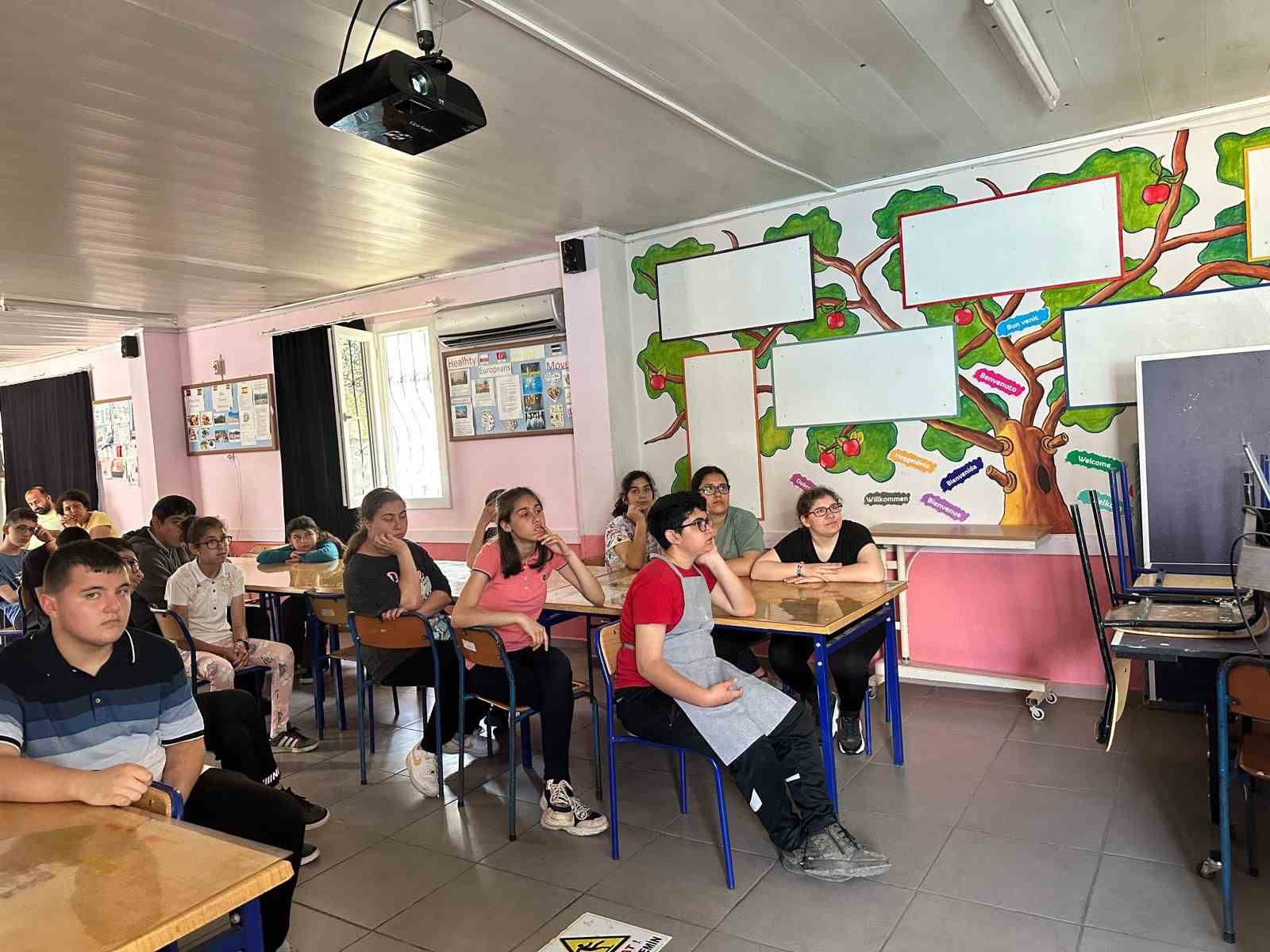 Nazilli’de özel eğitim öğrencileri diyabete karşı bilgilendirildi
