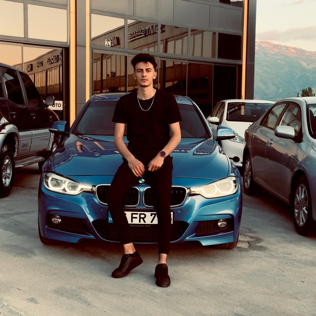 Otomobil tutkusu eceli oldu
