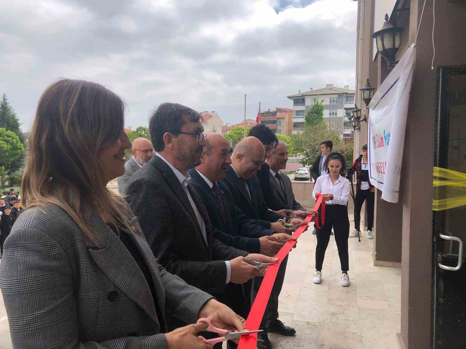 KÜTSO Mesleki ve Teknik Anadolu Lisesinde Bilim Fuarı
