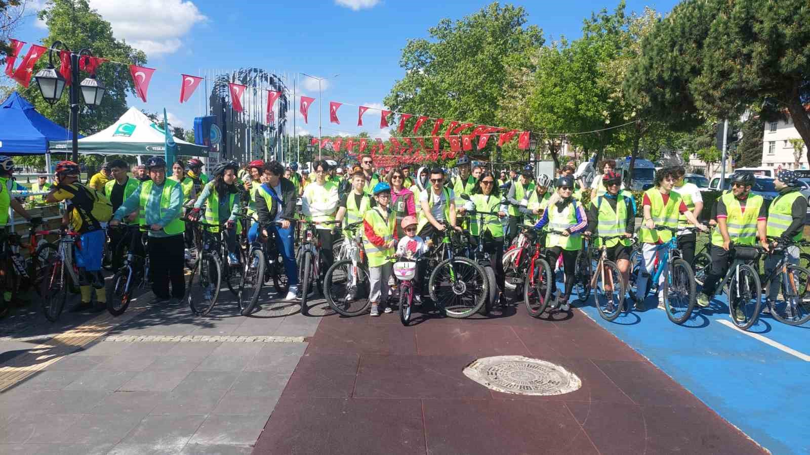 Sağlık i&ccedil;in pedallara bastılar

