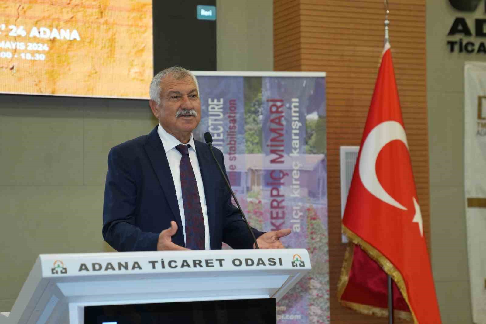 "Deprem Sonrası Geleceği Kerpiçle İnşa Etmek" konulu sempozyum yapıldı