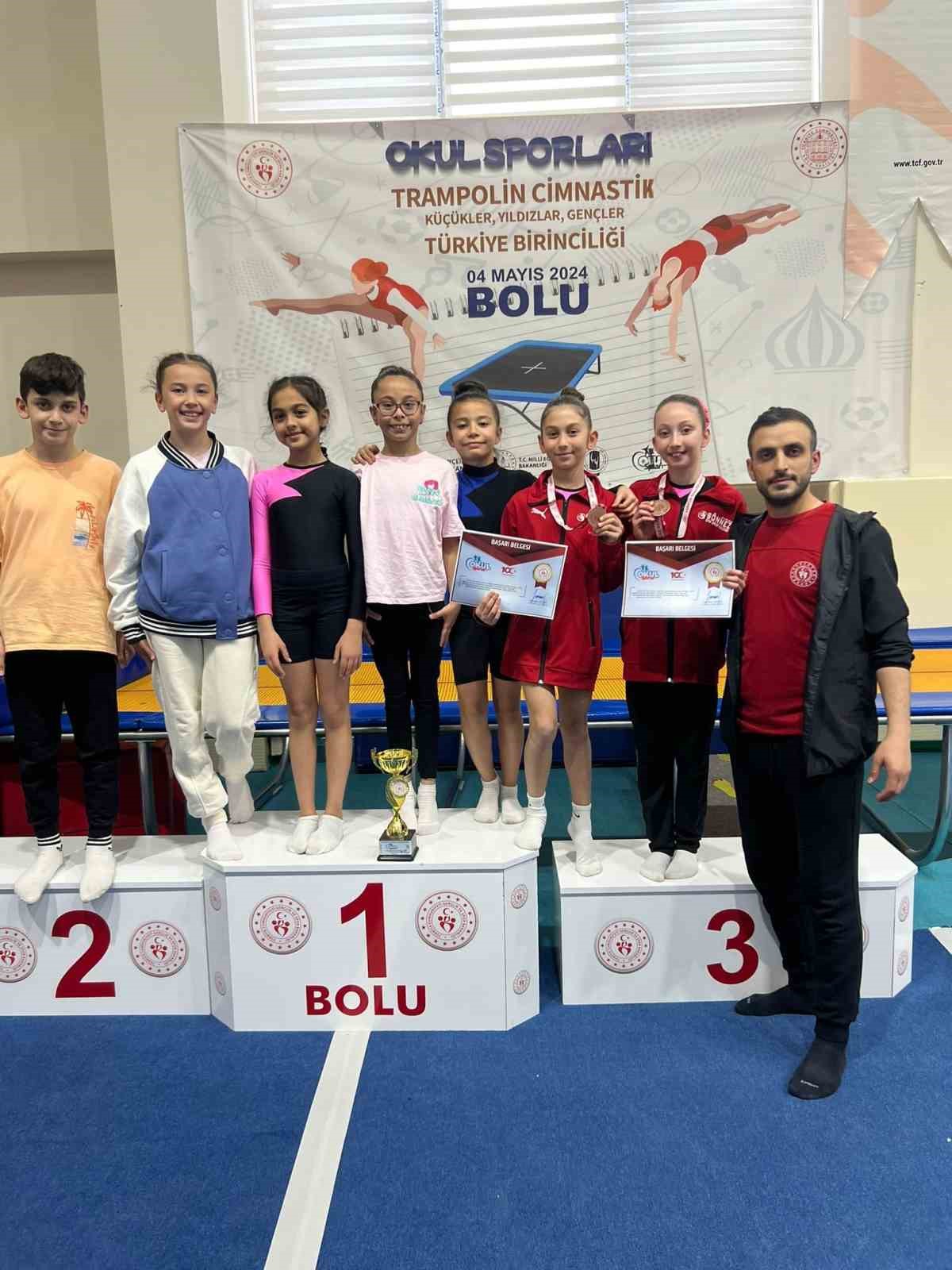 Manisalı cimnastikçiler Türkiye üçüncüsü oldu
