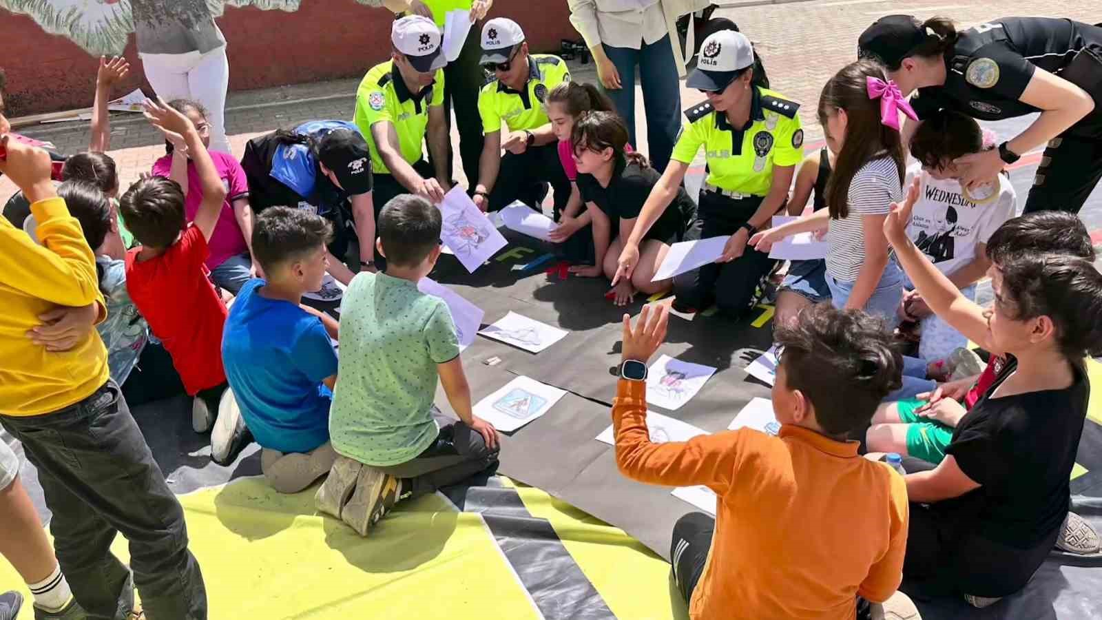 Trafik Haftası’nda Tunceli’de öğrenciler bilgilendirildi
