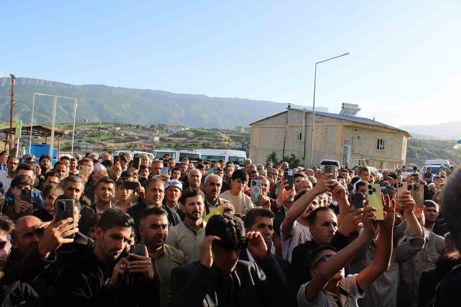 Erbakan: "Hakkari’de bir belediye almak batıdaki başka bir ilden 10 belediye almakla eş değer"
