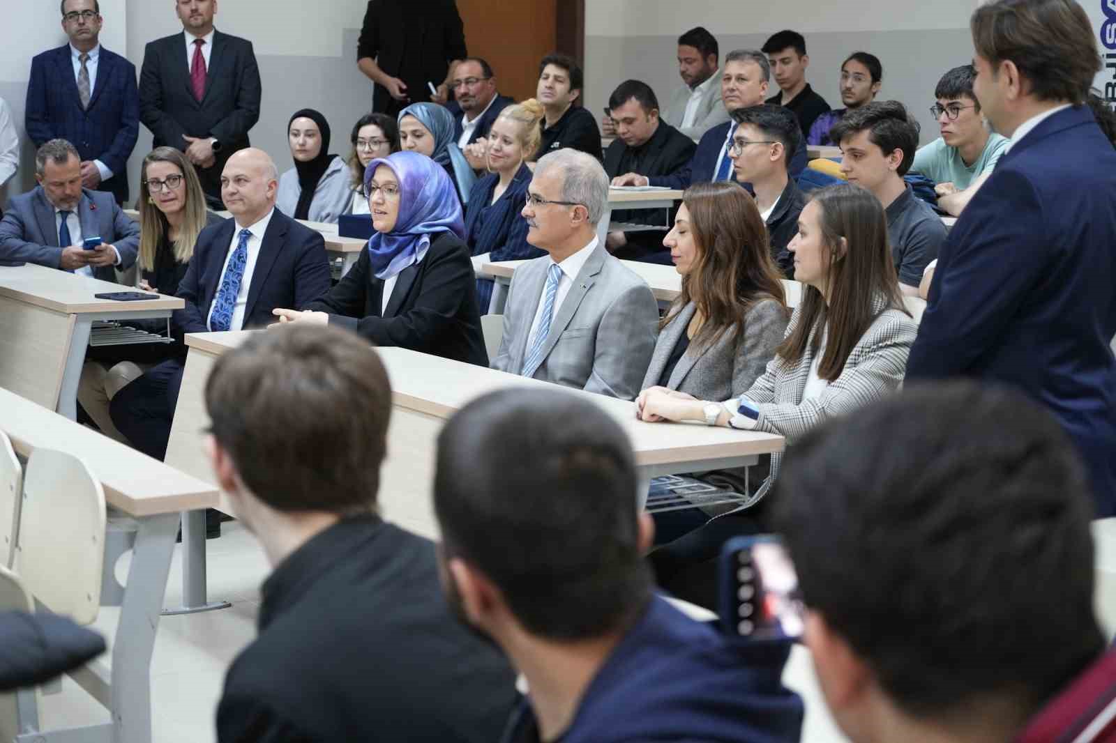 Enerji sektörüne odaklanan mesleki eğitime önemli katkı
