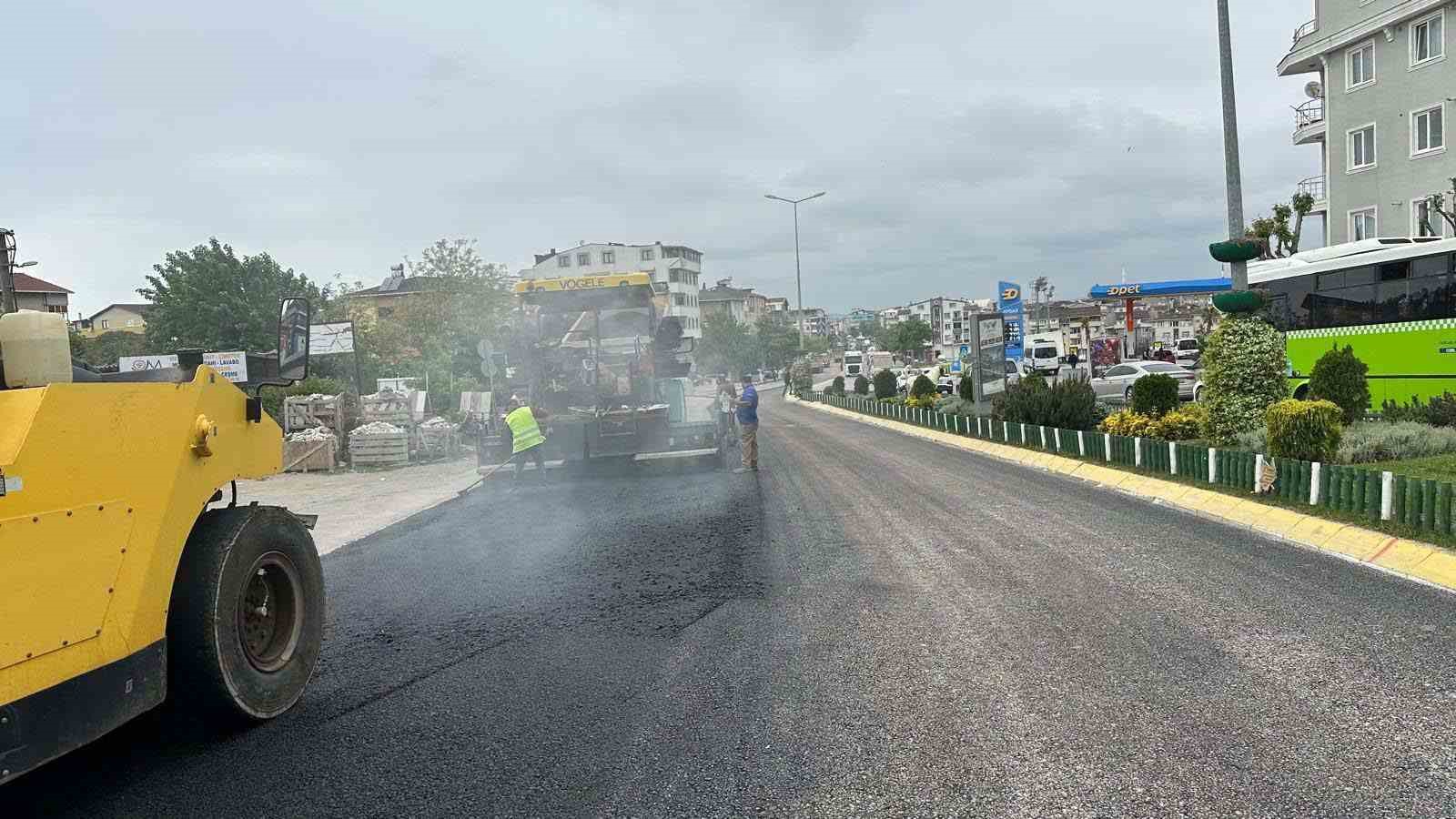 Tuzla Caddesi’nde üstyapı yenileniyor