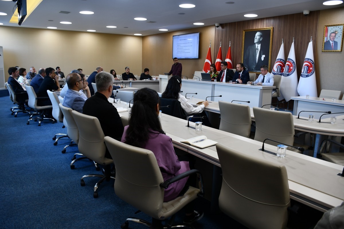 ÇOMÜ’de Yönetimin Gözden Geçirmesi Toplantısı gerçekleştirildi
