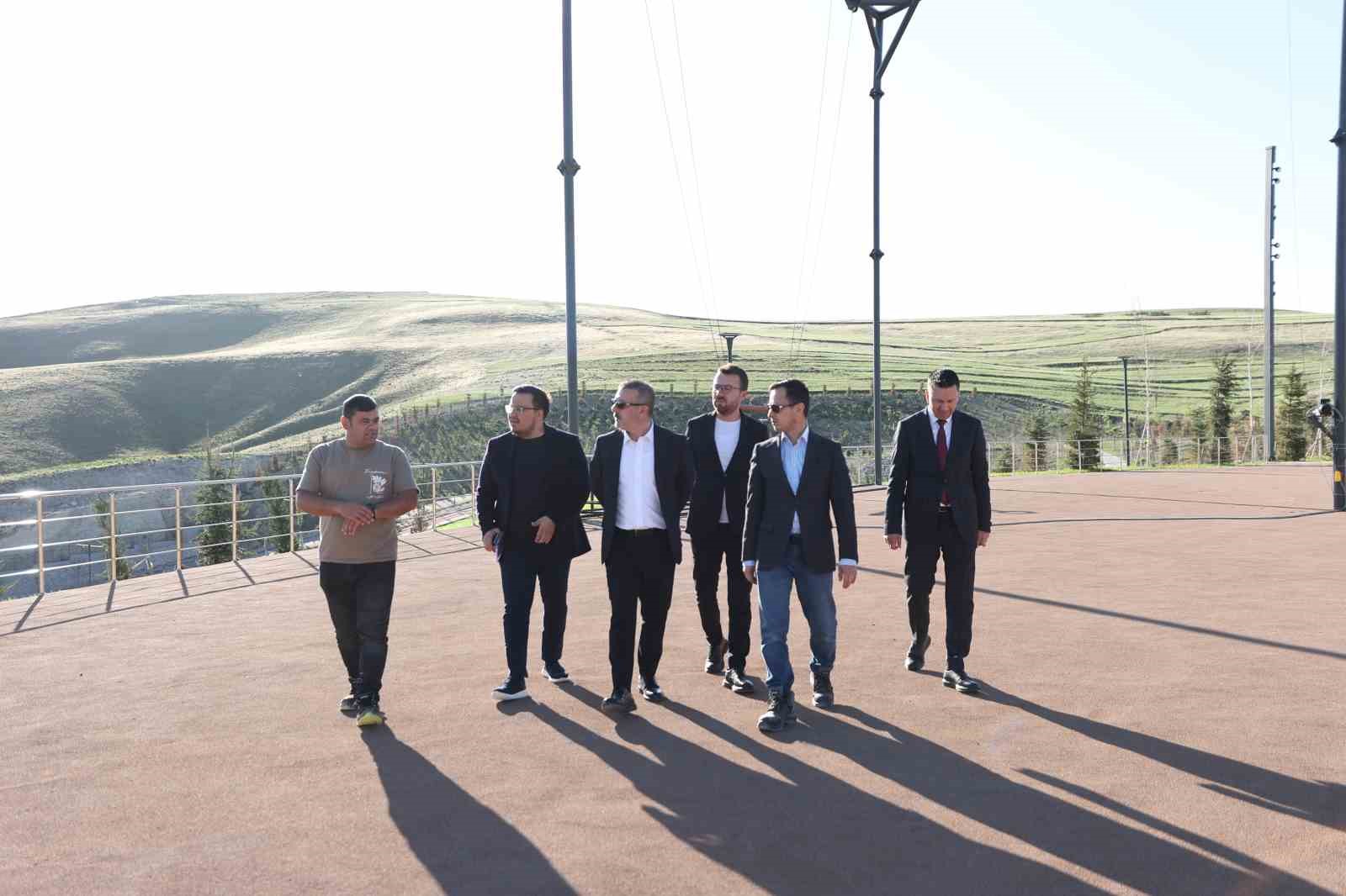 Başkan Ercan yeni dönemde hizmete açılacak olan projeleri inceledi
