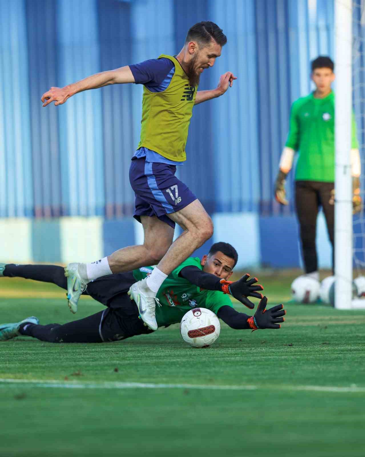 Y. Adana Demirspor, Gaziantep FK maçının hazırlıklarına başladı