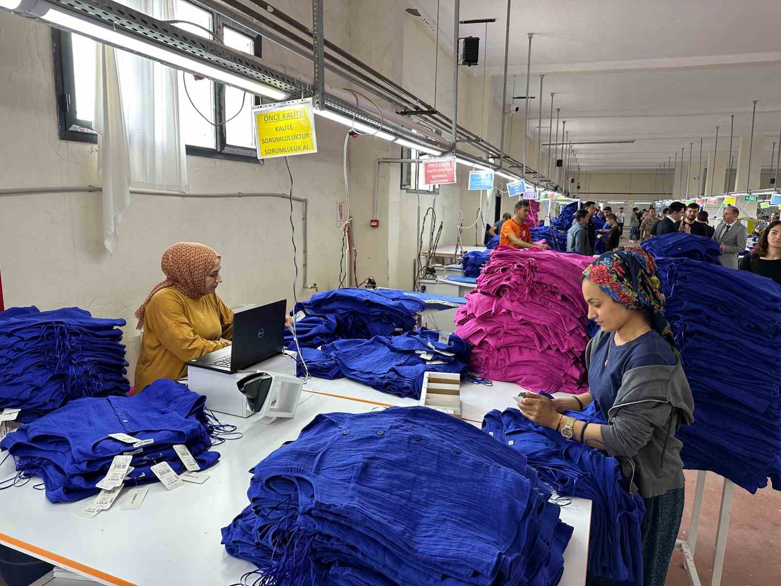Mardin’de DİKA desteğiyle kurulan tekstil fabrikalarında 5 bin kişi istihdam edilecek
