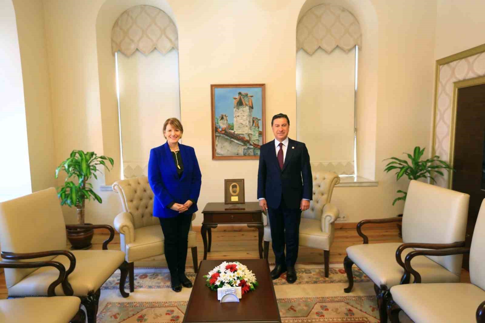 Birleşik Krallık Ankara Büyükelçisi’nden Başkan Aras’a zZiyaret
