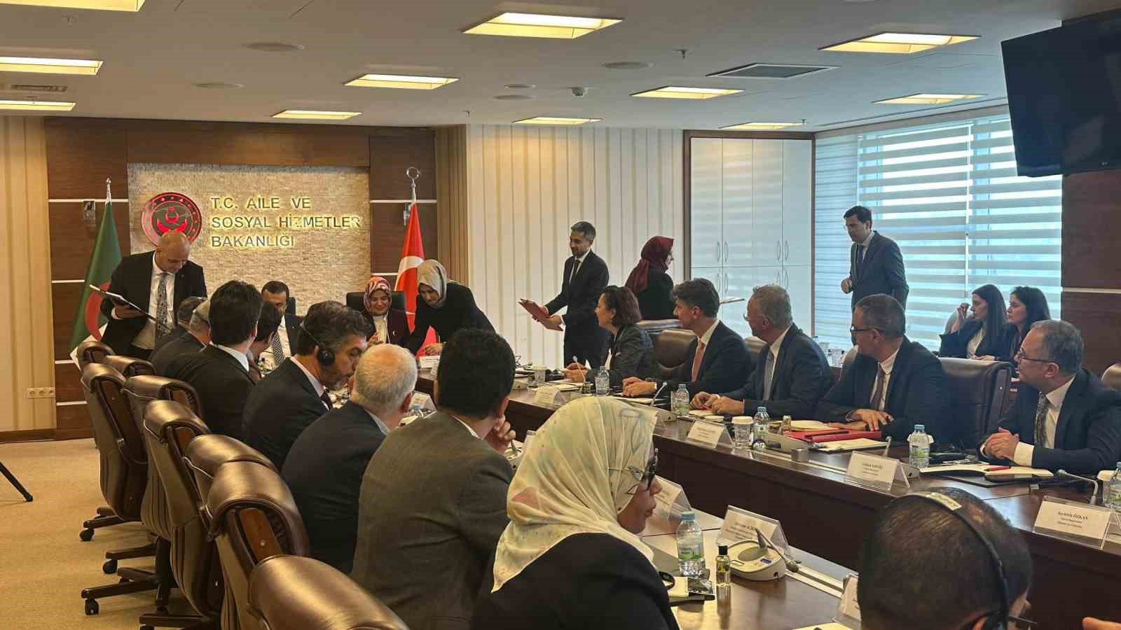 Türkiye-Cezayir KEK 12. Dönem Toplantısı’nın kapanış oturumu Ankara’da gerçekleştirildi
