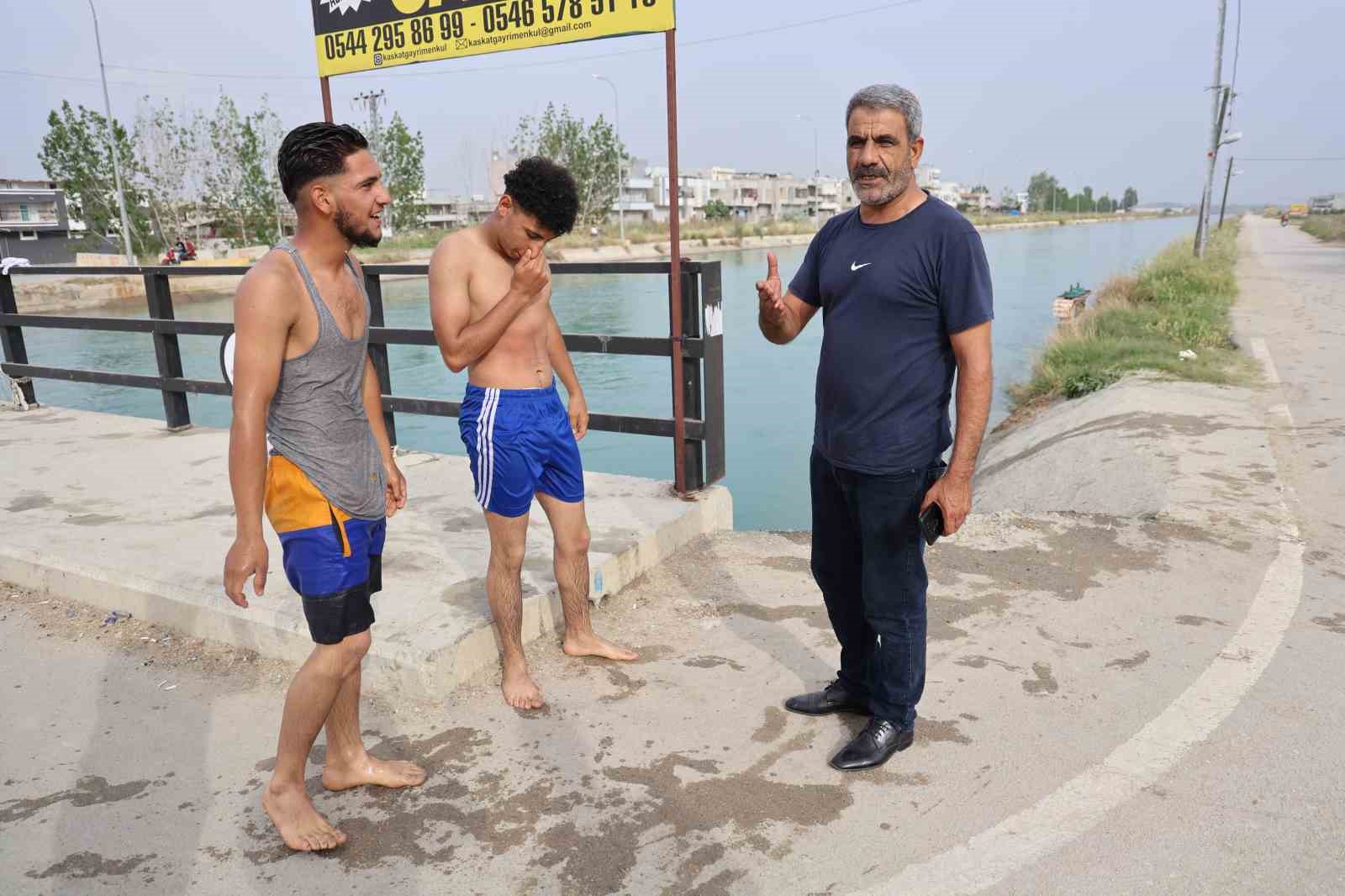 Adana’da gençlerin sulama kanallarında tehlikeli serinliği sürüyor 