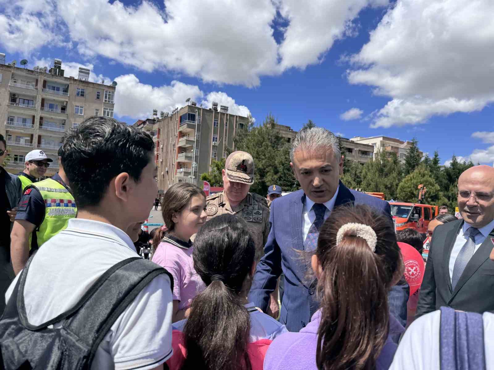 Mardin’de trafik standı kuruldu
