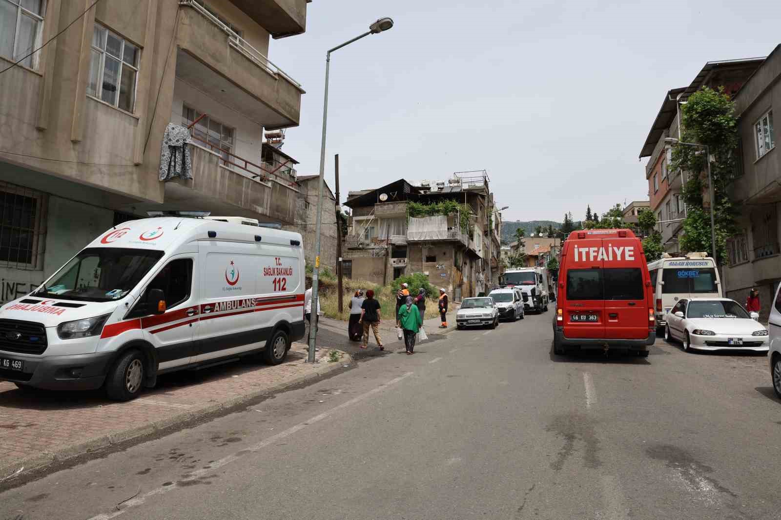 Kahramanmaraş&rsquo;ta ikamet yangını b&uuml;y&uuml;meden s&ouml;nd&uuml;r&uuml;ld&uuml;
