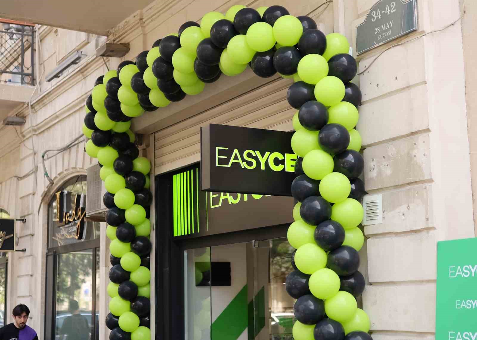EasyCep Bakü’de ilk mağazasını açtı
