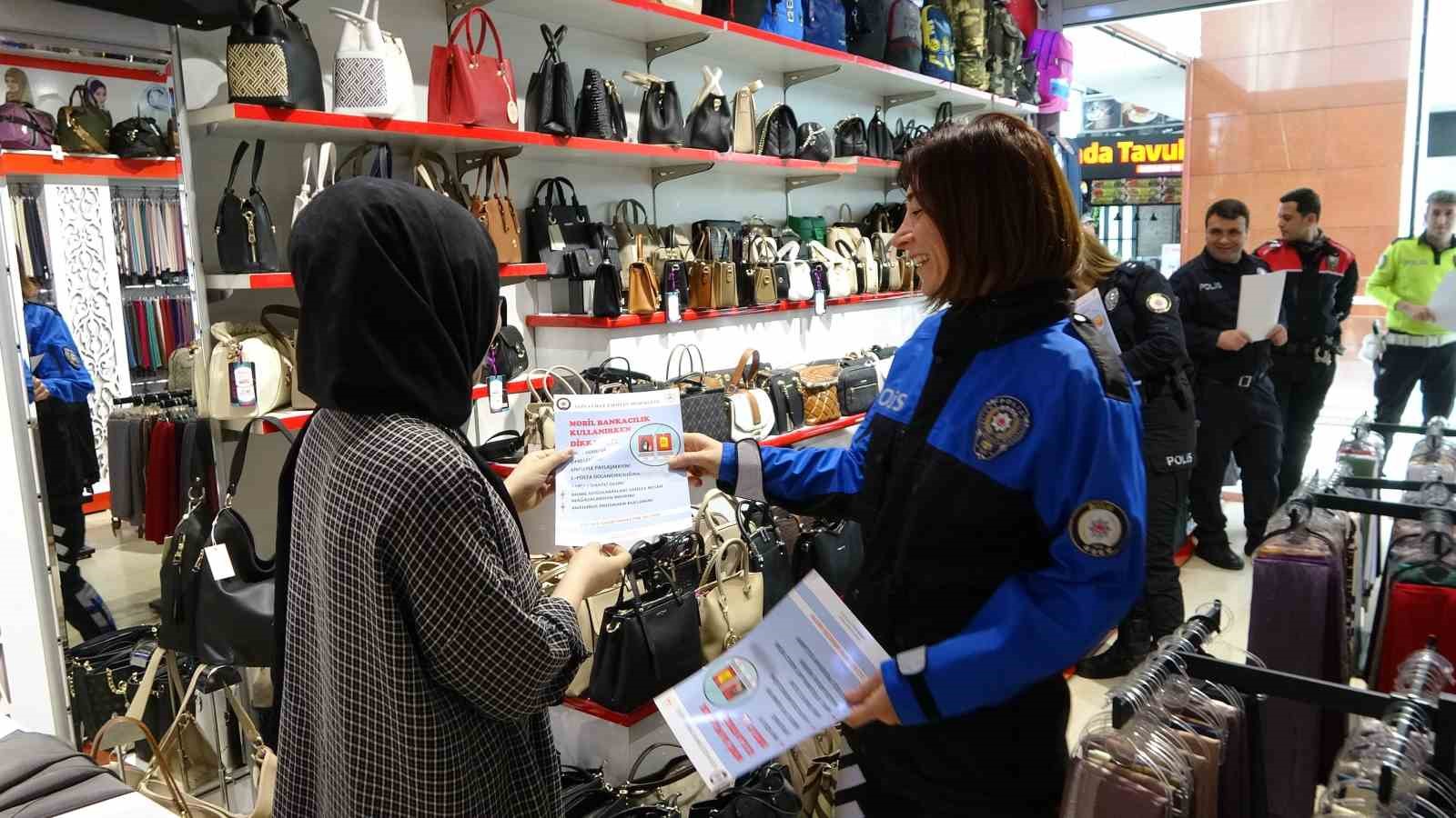 Tatvan esnafı dolandırıcılık konusunda bilgilendirildi
