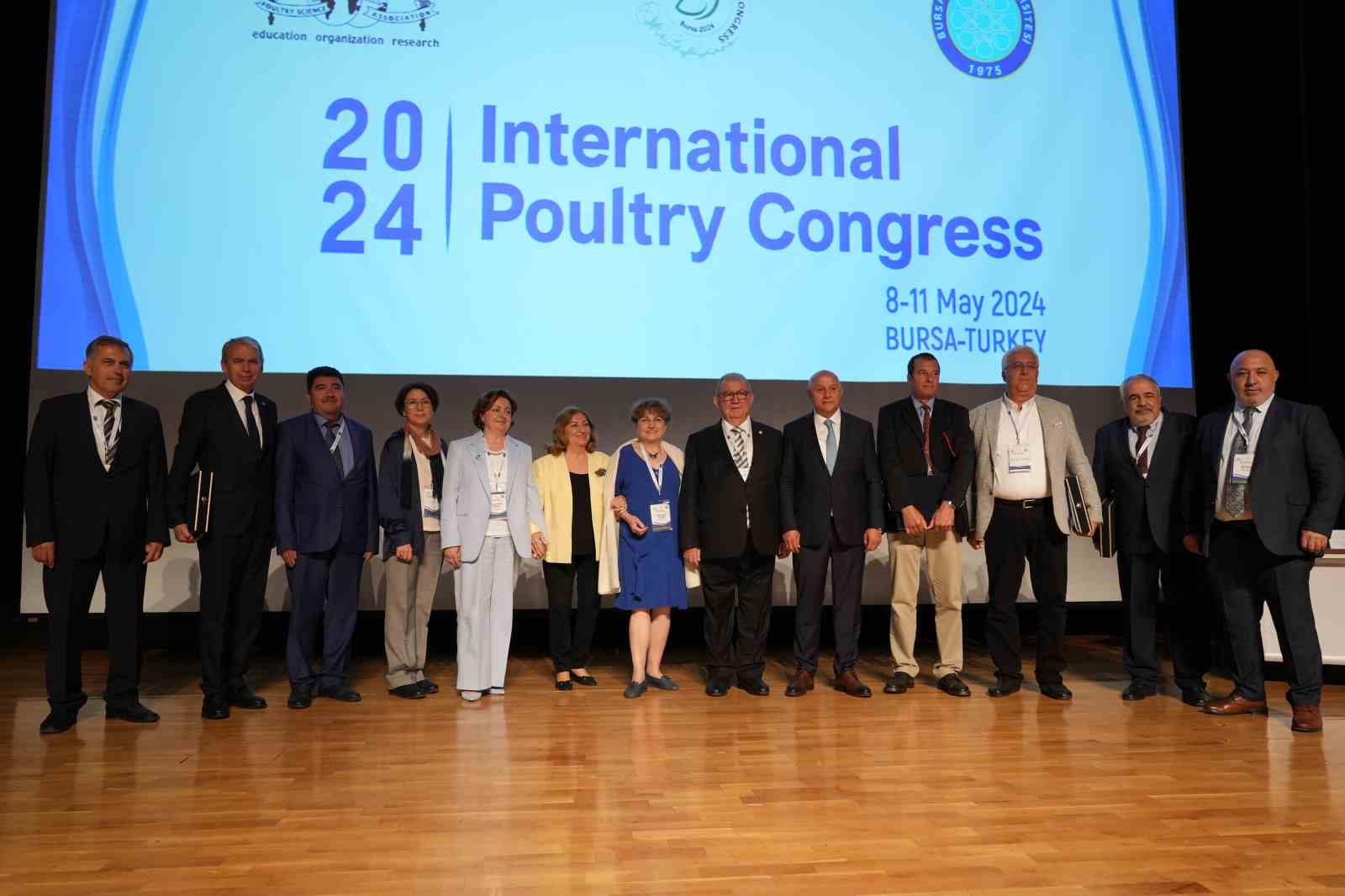 Uluslararası Kümes Hayvanları Kongresi 16 ülkeden katılımcılarla Bursa’da başladı