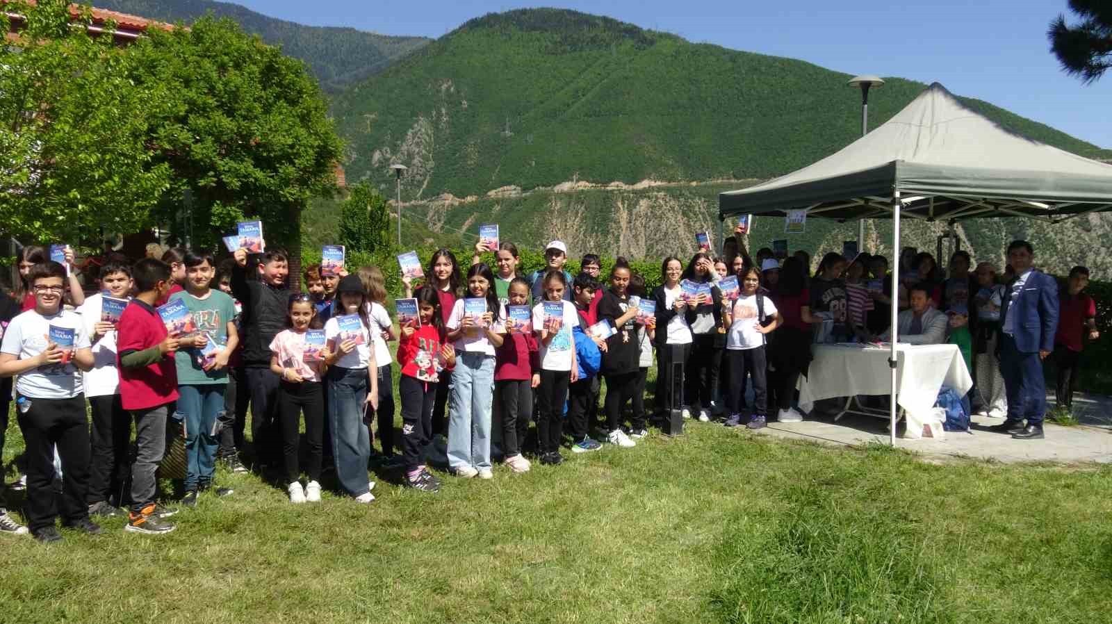 Artvin’de ‘Çocuk-Edebiyat-Tabiat Şenliği’ başladı
