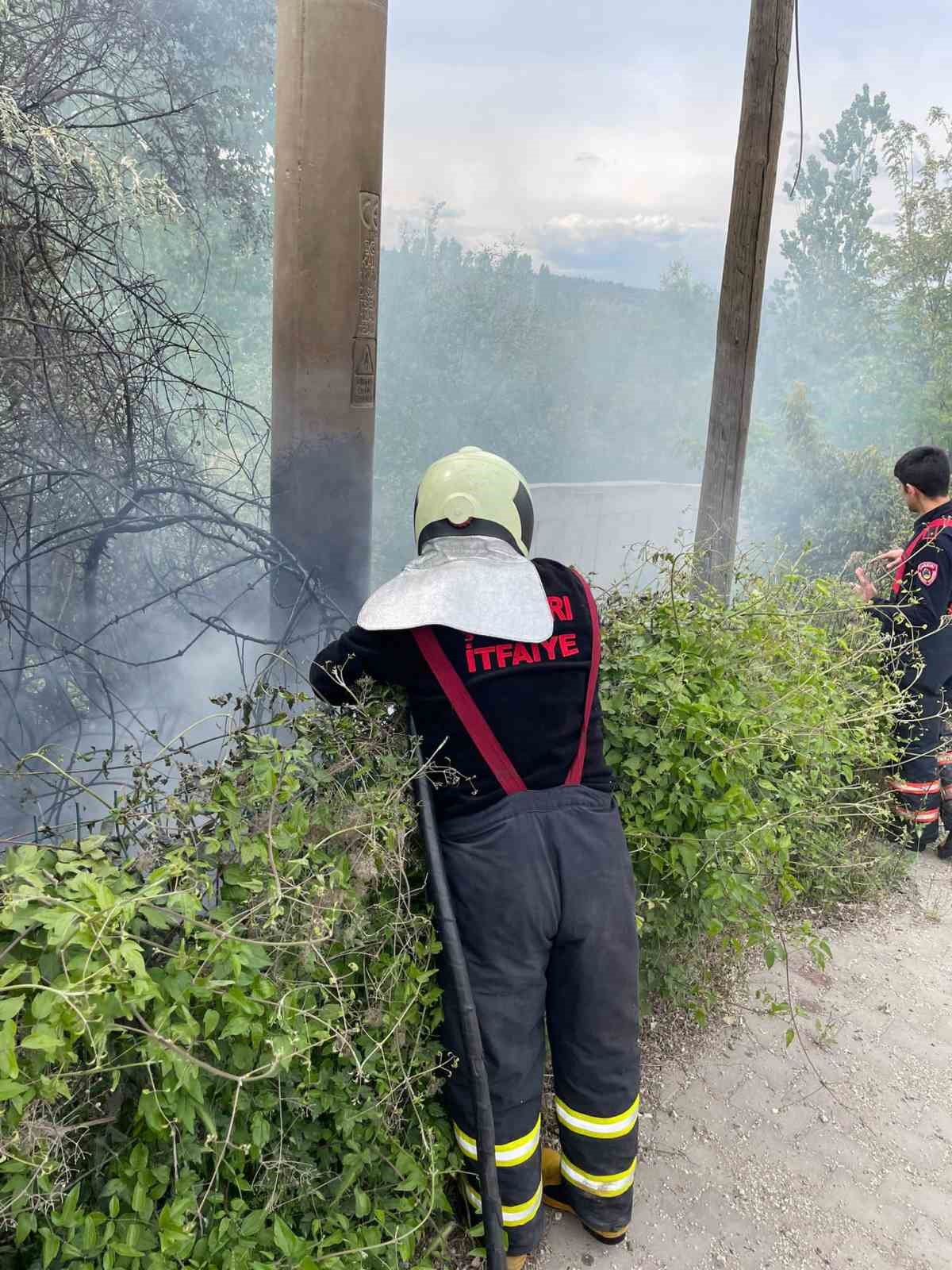 Çankırı’da arazi yangını