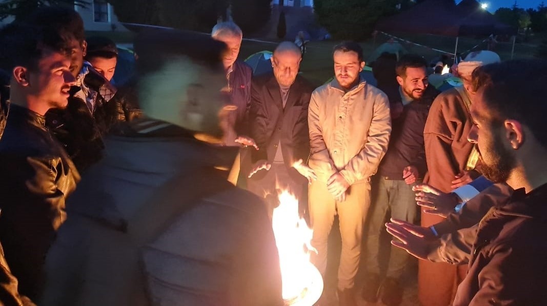 Birlik Vakfı Kütahya Şubesi üyeleri, ’Gazze Dayanışma Çadırı’nı ziyaret etti