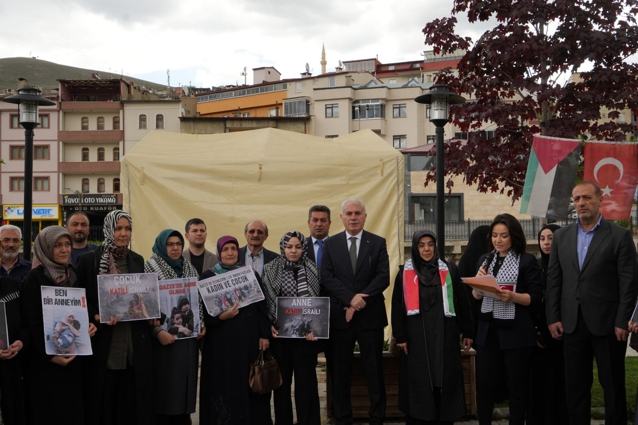 AK Partili kadınlar, Gazzeli anneler için açıklama yaptı
