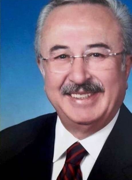 Eski Devlet Bakanı Kocabatmaz törenle son yolculuğuna uğurlandı