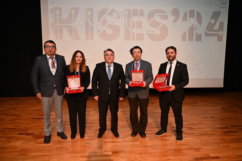 Karaelmas International Science and Engineering Symposium başladı
