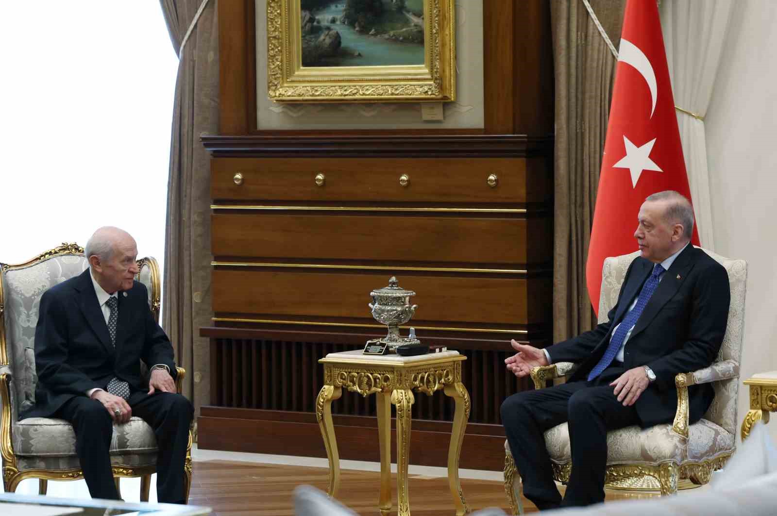 Cumhurbaşkanı Erdoğan, MHP Lideri Bahçeli ile görüştü
