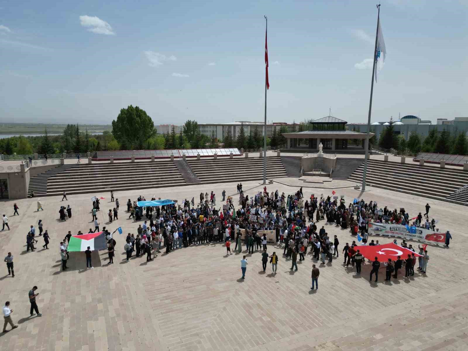 Niğde’de Filistin’e destek yürüyüşü düzenlendi
