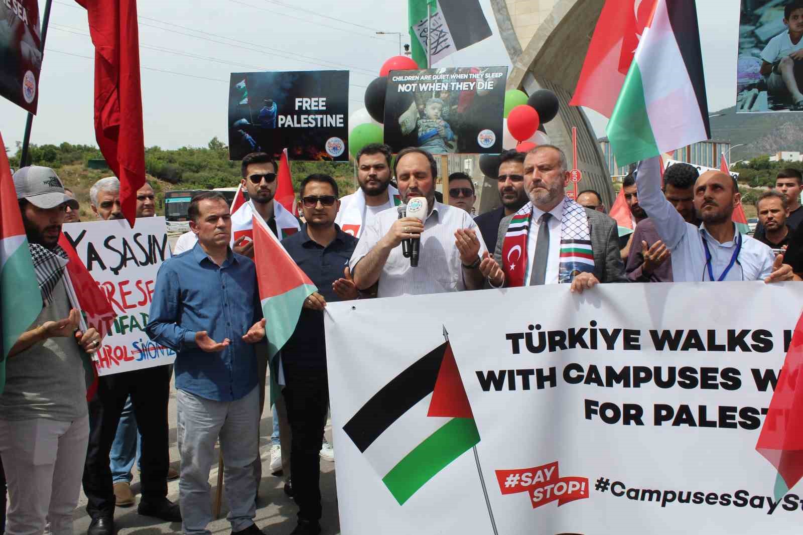 ALKÜ’de Filistin’e destek yürüyüşü
