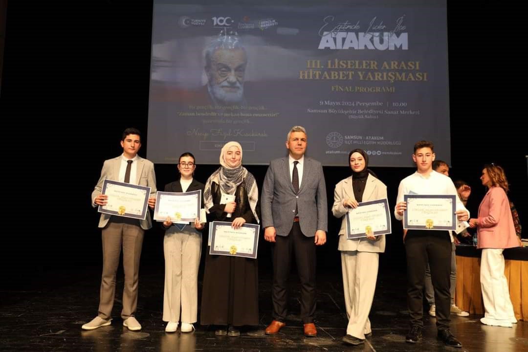 &Ouml;ğrenciler hitabette yarıştı
