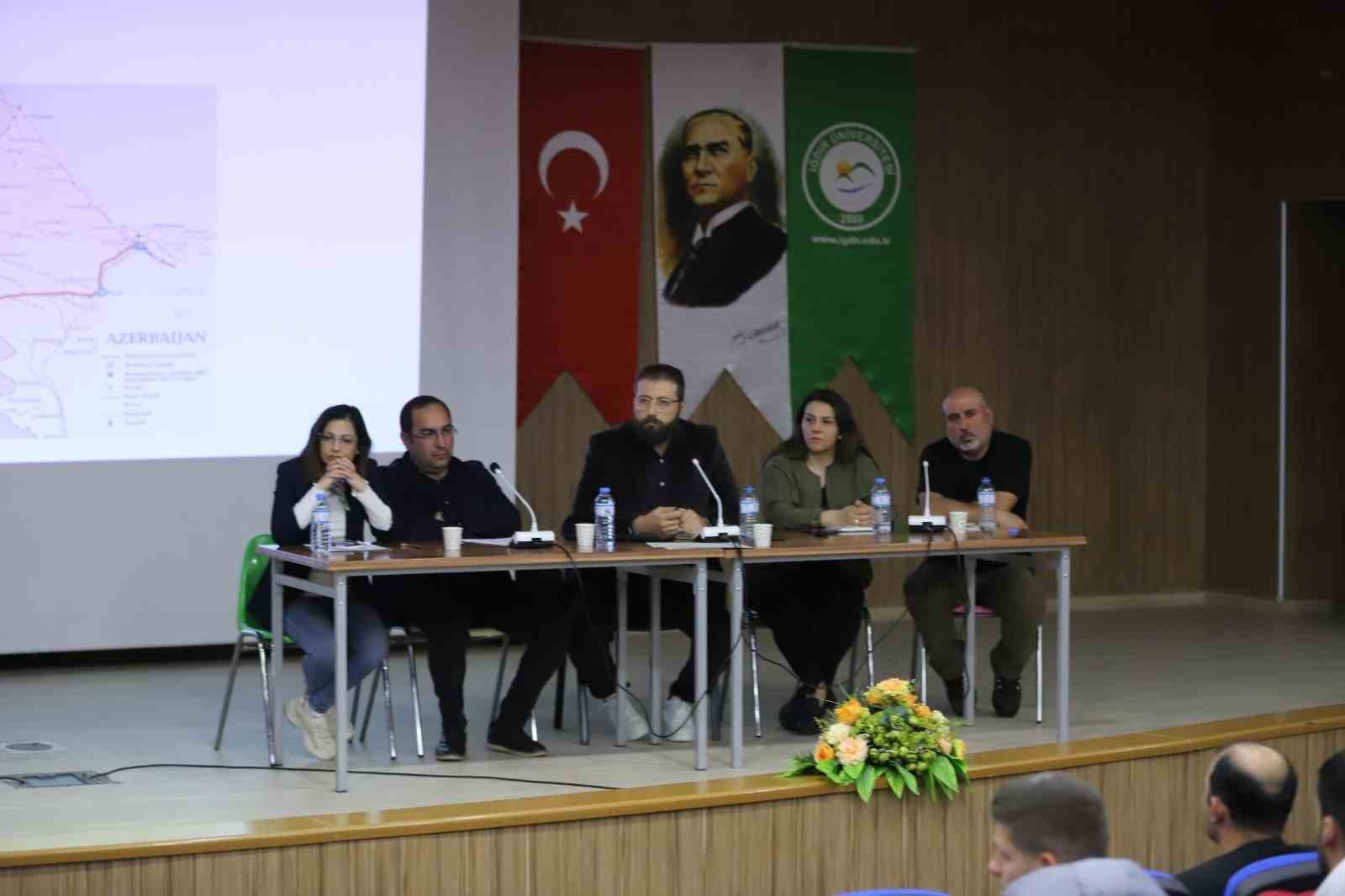 Iğdır Üniversitesi’nde "Zengezur Ulaştırma Koridorunun Bölgesel ve Küresel Etkileri” paneli