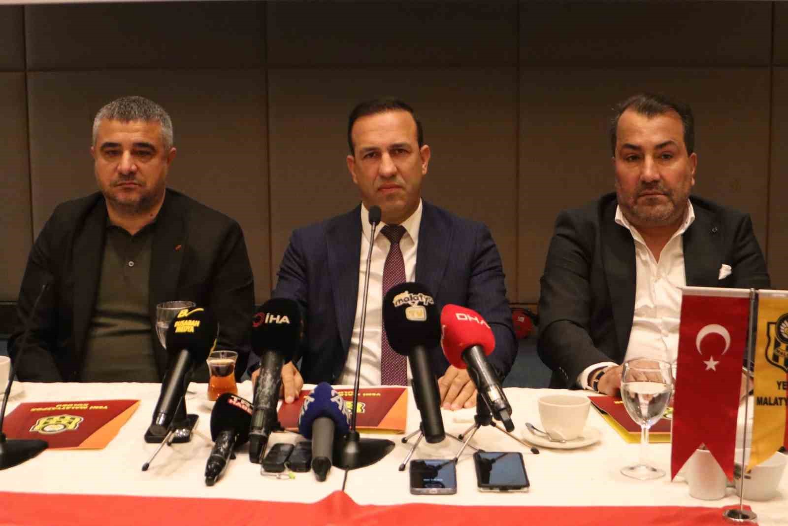 Yeni Malatyaspor Başkanı Adil Gevrek’ten borç açıklaması
