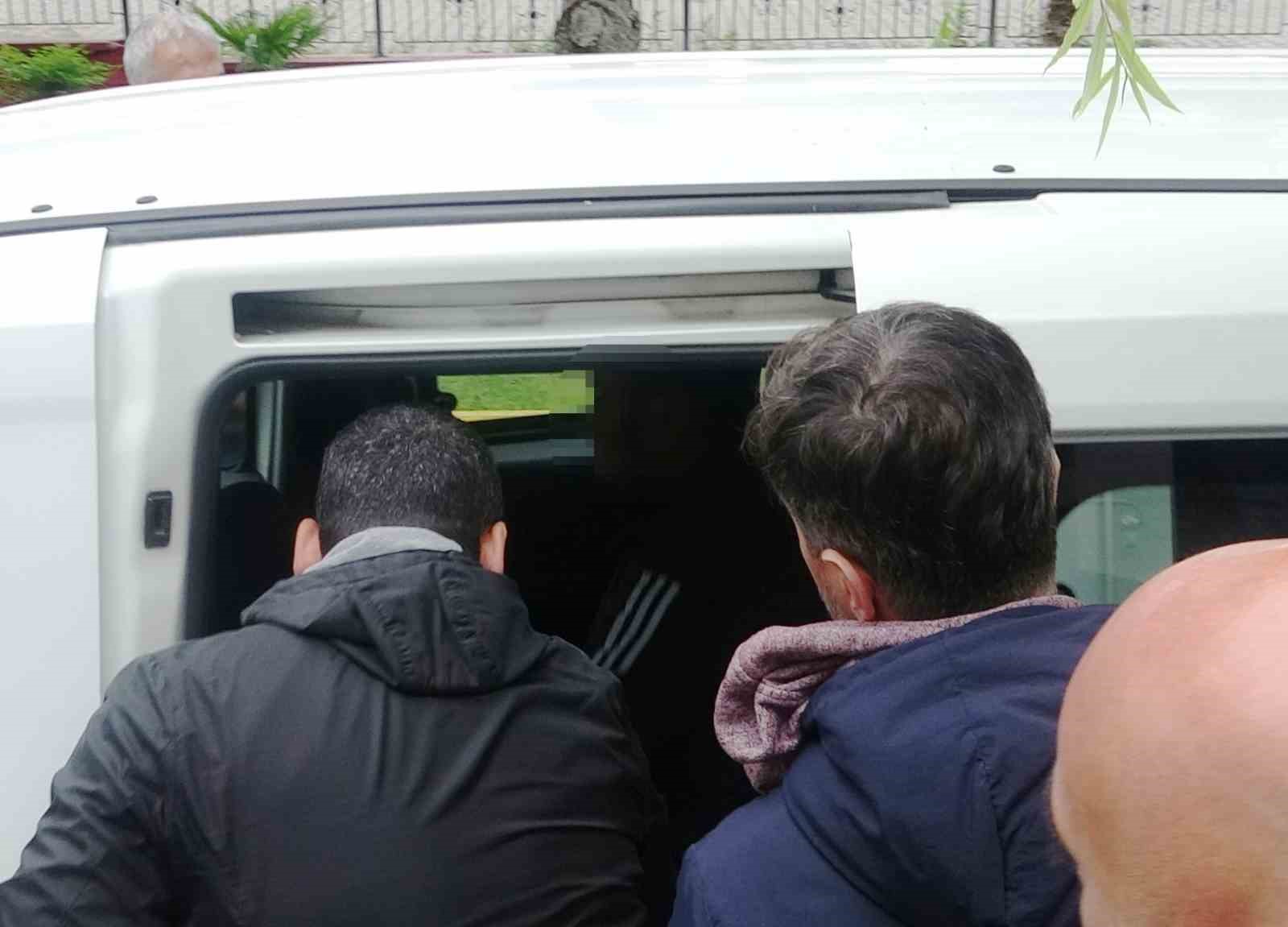 Moto kuryelik yapan &ouml;ğrenciyi hunharca &ouml;ld&uuml;ren ş&uuml;pheli tutuklandı
