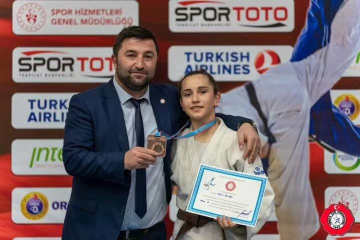 Ecrin Benlioğlu, Yıldızlar Avrupa Kupası’nda yarışmaya hak kazandı
