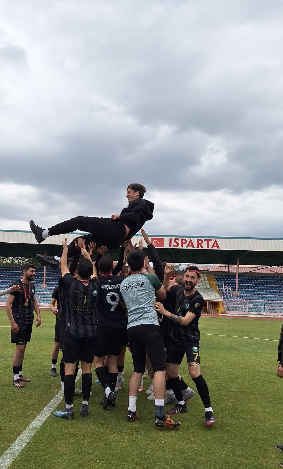 Isparta 1. Amatör Futbol Ligi’nde şampiyon Sütçülerspor oldu
