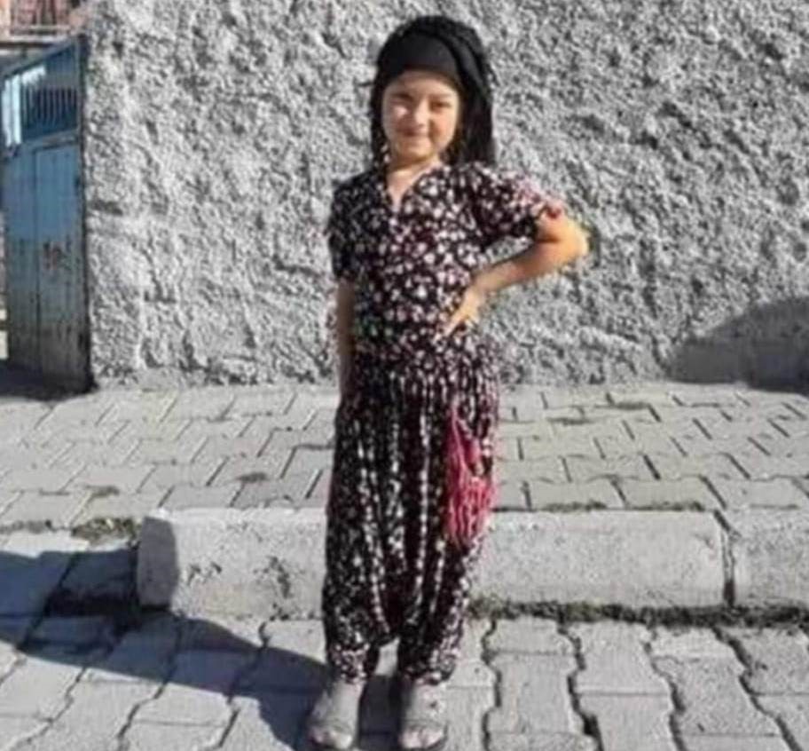 K&uuml;tahya&rsquo;daki yangında 9 yaşındaki &ccedil;ocuk hayatını kaybetti
