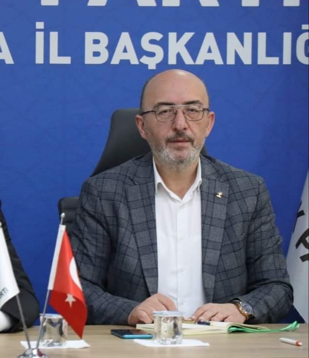 K&uuml;tahya&rsquo;da 100 engelli annesi, 100 teşkilat mensubu ile birlikte evlerinde ziyaret edildi
