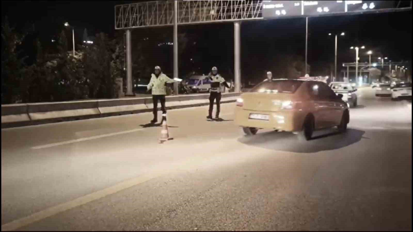 Son 5 g&uuml;nde aranan şahıslara y&ouml;nelik "&Ccedil;ember-18" operasyonlarında 4 bin 995 kişi yakalandı
